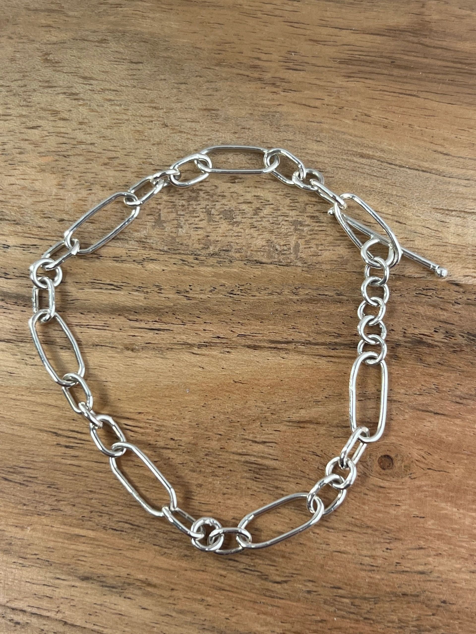 Chain link bracelet