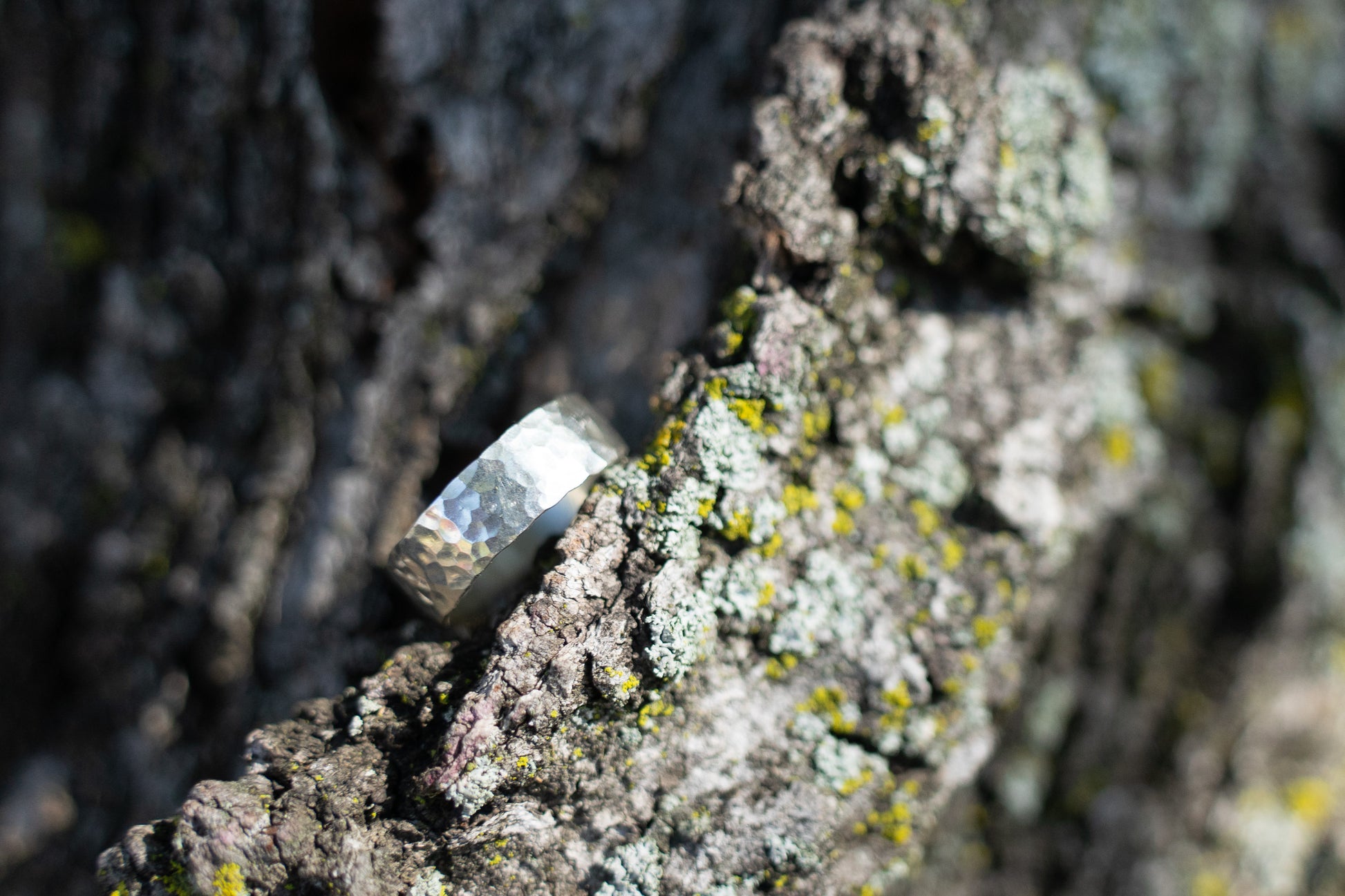 Hammered Cigar wedding band