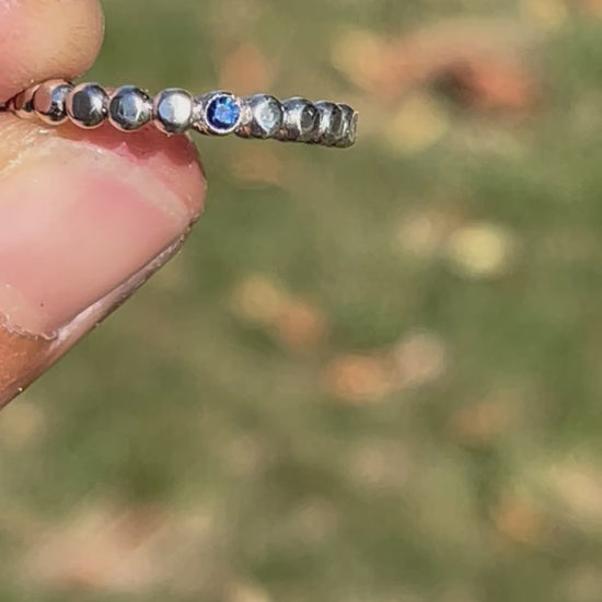 blue sapphire gem bead ring in sterling silver