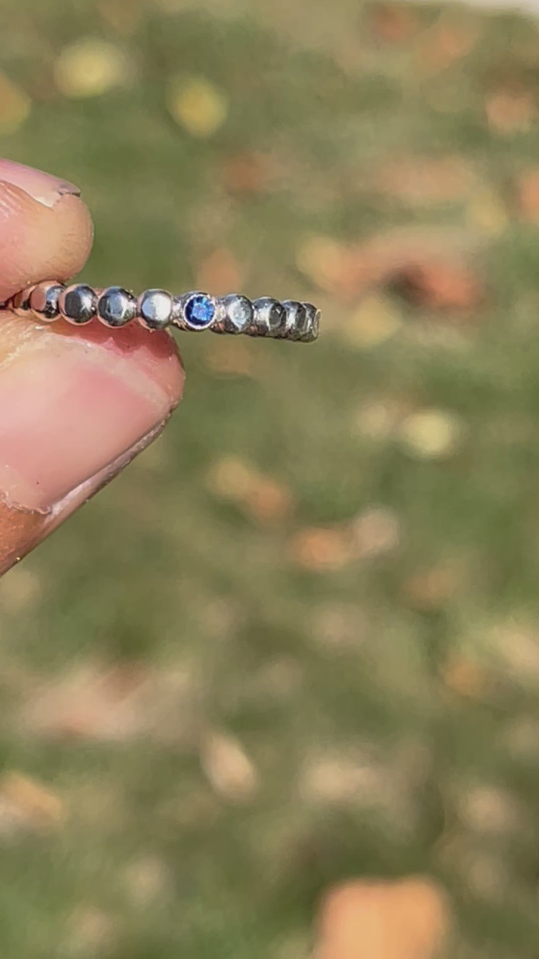 blue sapphire gem bead ring in sterling silver