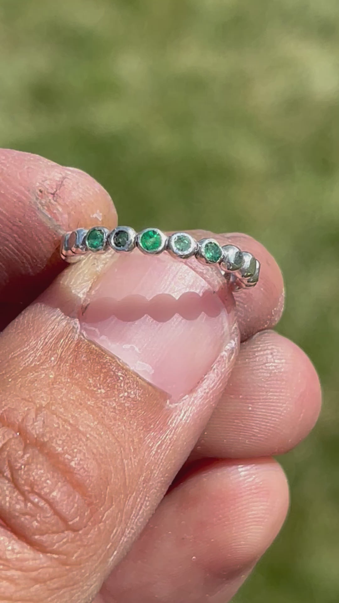 5 emerald gem bead ring in sterling silver